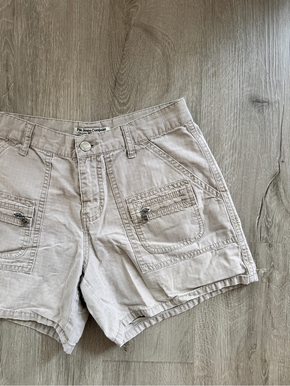 Polo Jeans Co Ralph Lauren Women's Y2K Khaki Beige Front Pocket Zip Shorts 2